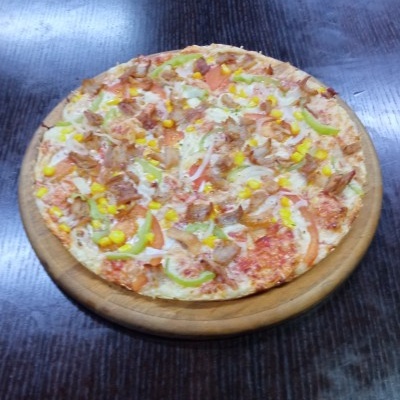 52. Kebab pizza